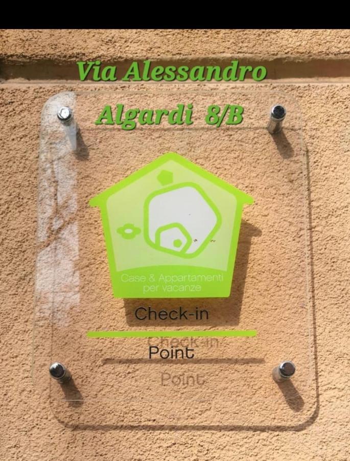 בולוניה Via Matteotti & Via Carracci Apartments מראה חיצוני תמונה