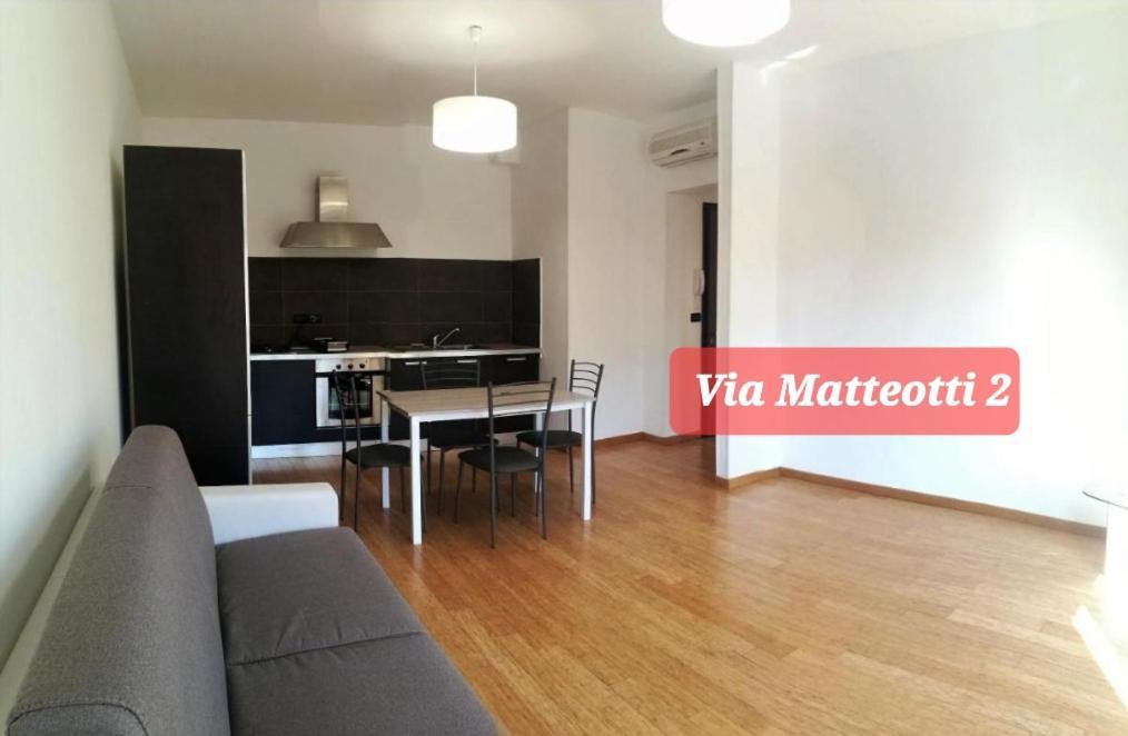 בולוניה Via Matteotti & Via Carracci Apartments מראה חיצוני תמונה